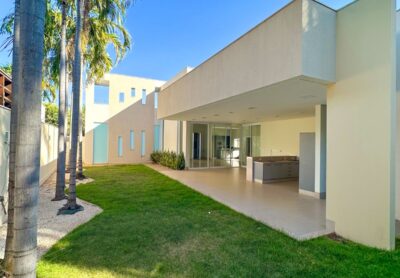 Locação – Casa no Condomínio Village do Cerrado Locação – Casa no Condomínio Village do Cerrado